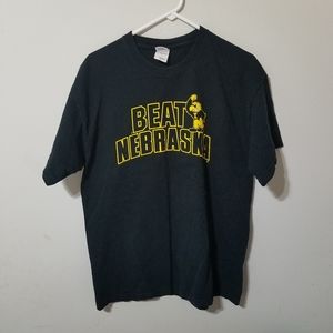 Iowa Hawkeyes Shirt Sz Large Beat Nebraska Hawkeye